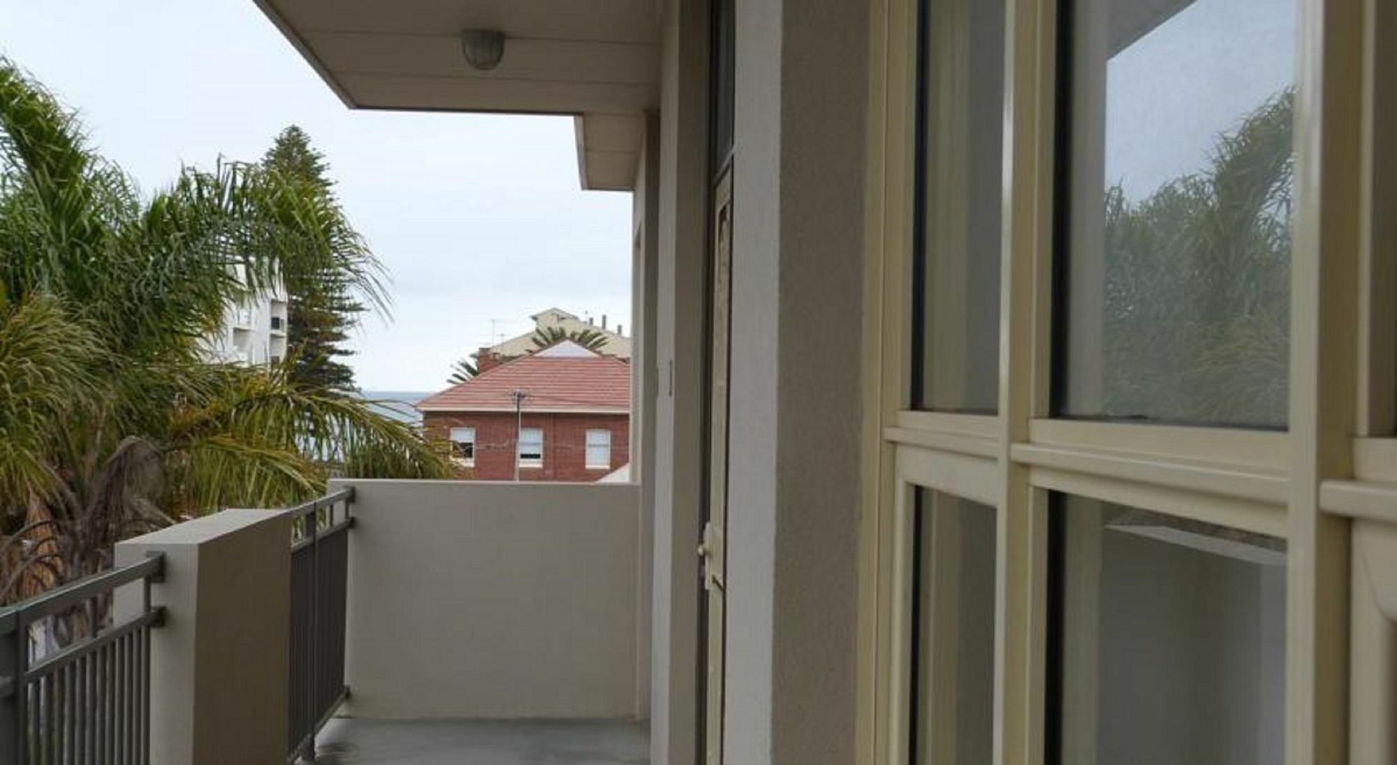 Glenelg Holiday Apartments - Corfu Adelaide Exterior photo